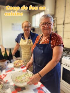 Un grand merci à nos deux extra cuisinières ! 👩‍🍳👩‍🍳 Grâce à leurs plats concoctés avec amour, l’équipe a carburé dans les vignes…et peut-être aussi pris quelques kilos. 😋 Sourires, gentillesse, service au top, elles forment un duo de choc ! Merci à Jeannick et Fabienne 💛🙏 #champagnefeneuilpointillart  #vendanges2025